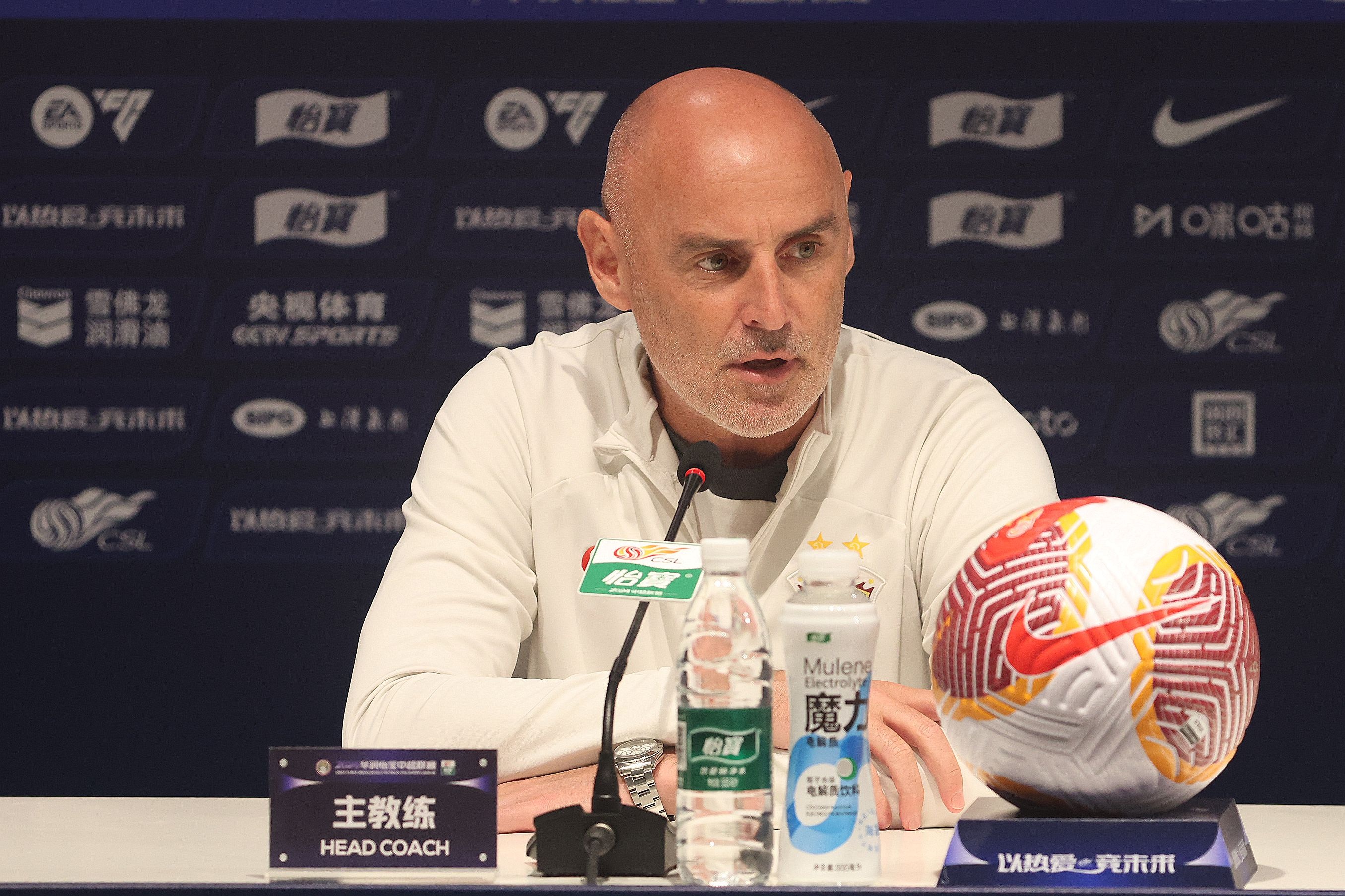 APP 下载-穆斯卡特：教练组把球队打造出印记，所有决定都基于团队的利益