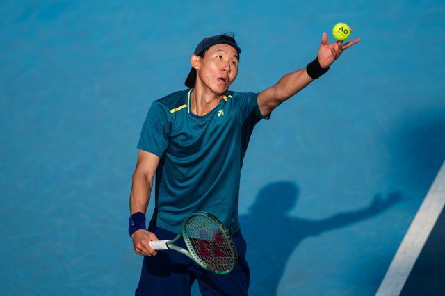 乐鱼体育APP-崔杰：排名三四百的球员，也有自我挑战的权利